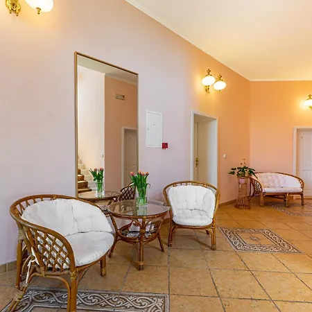 Πανσιόν Monaco Mariánské Lázně